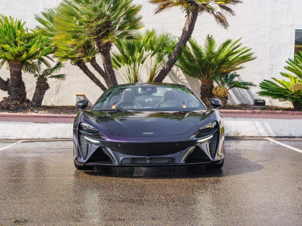 new 2025 McLaren Artura car, priced at $328,698