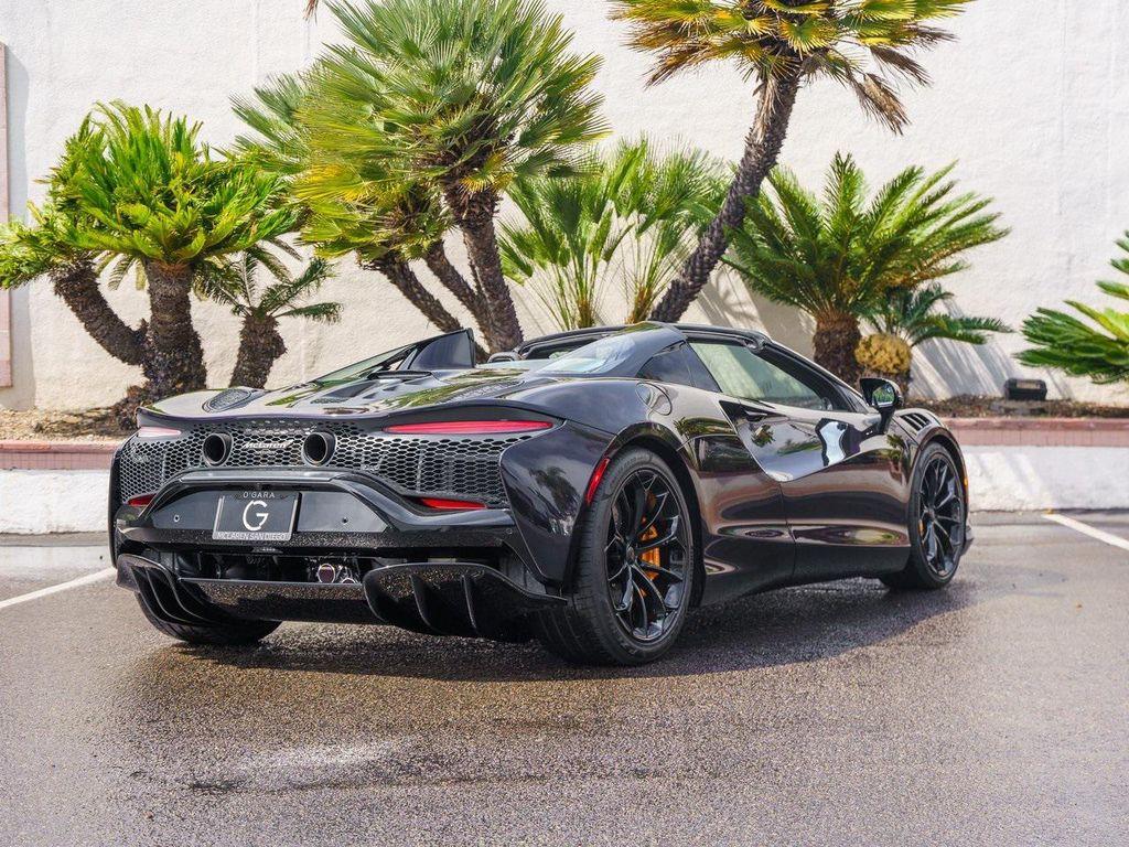 new 2025 McLaren Artura car, priced at $328,698