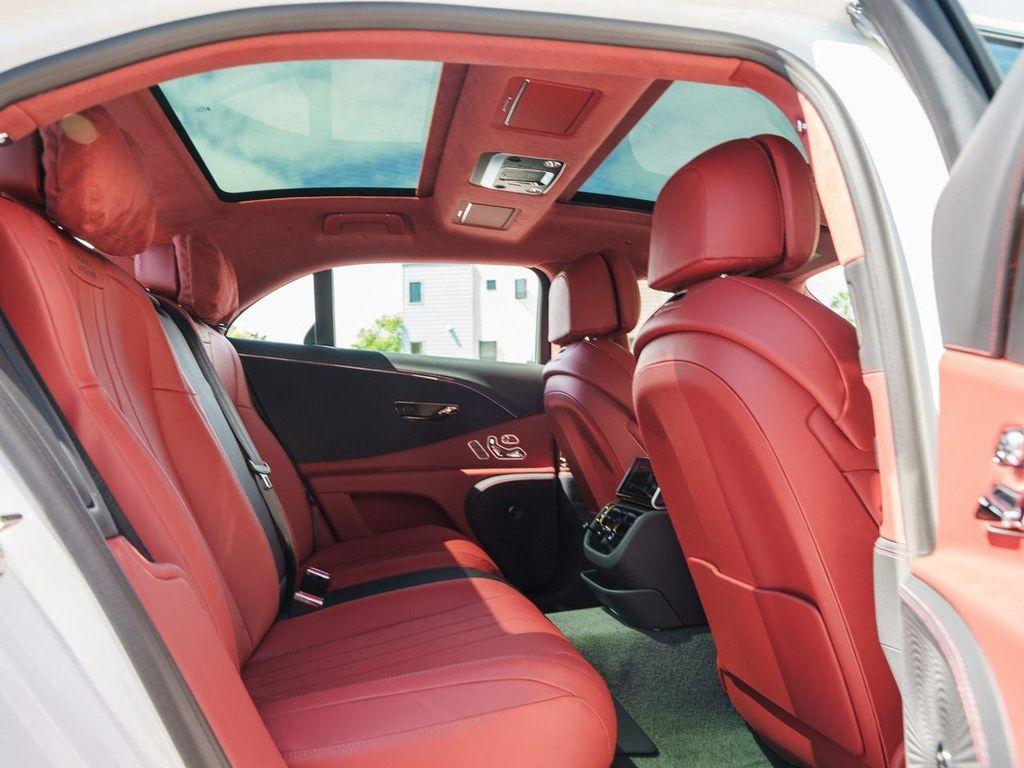 new 2025 Bentley Flying Spur car, priced at $290,370