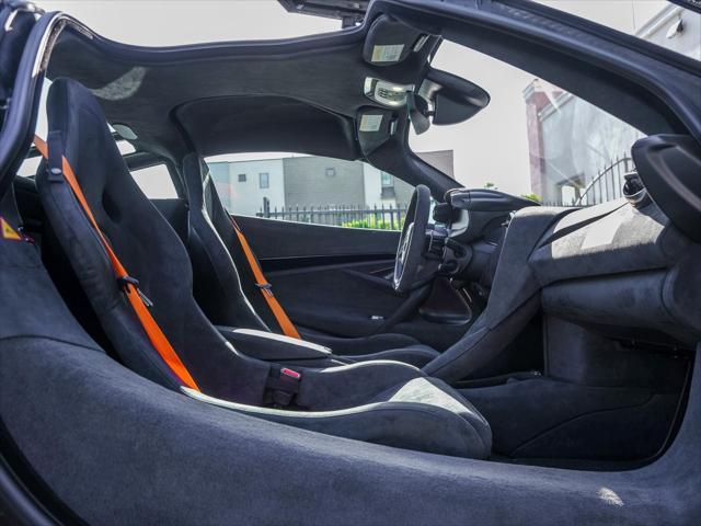 new 2024 McLaren 750S car, priced at $412,780