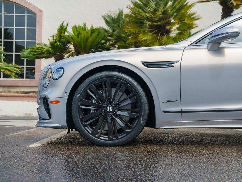 new 2025 Bentley Flying Spur car, priced at $314,800
