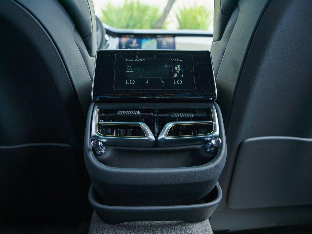 new 2025 Bentley Flying Spur car, priced at $314,800