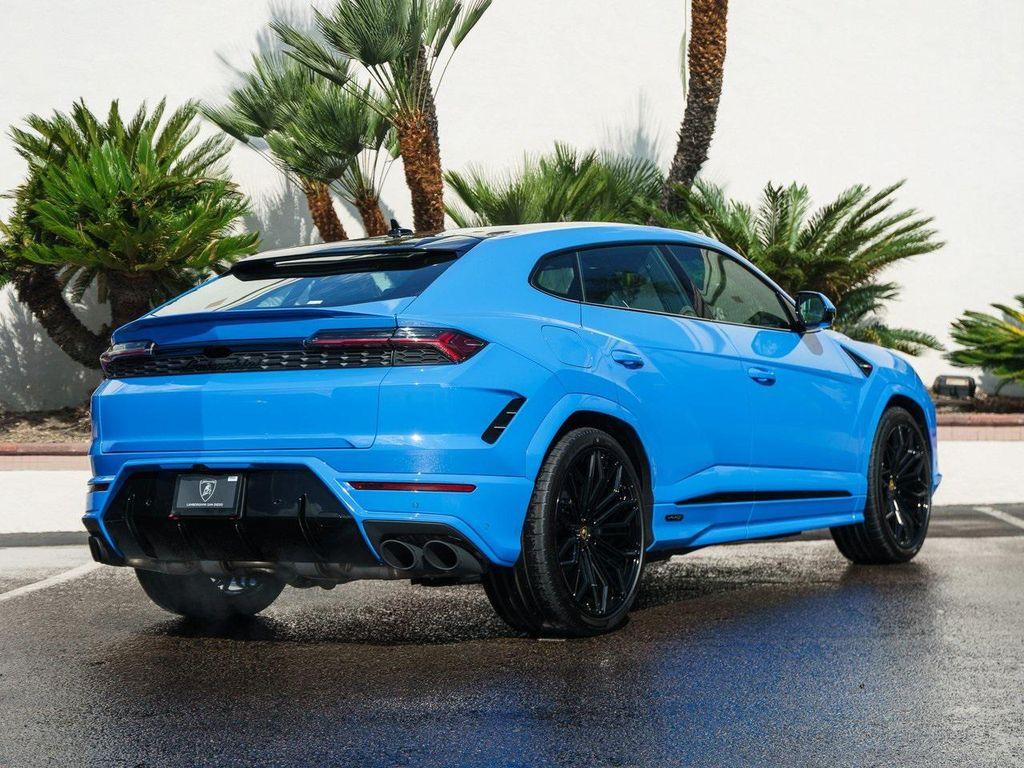 new 2025 Lamborghini Urus car, priced at $349,930
