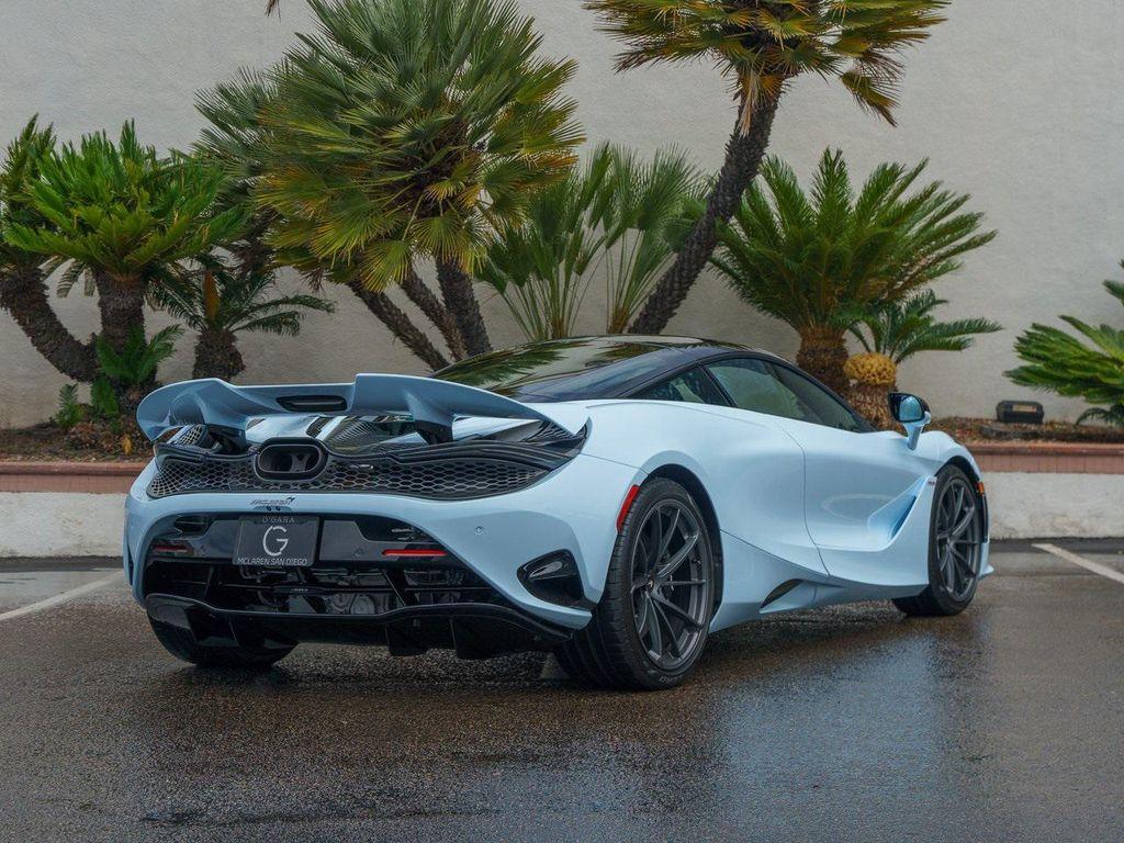new 2025 McLaren 750S car, priced at $411,693