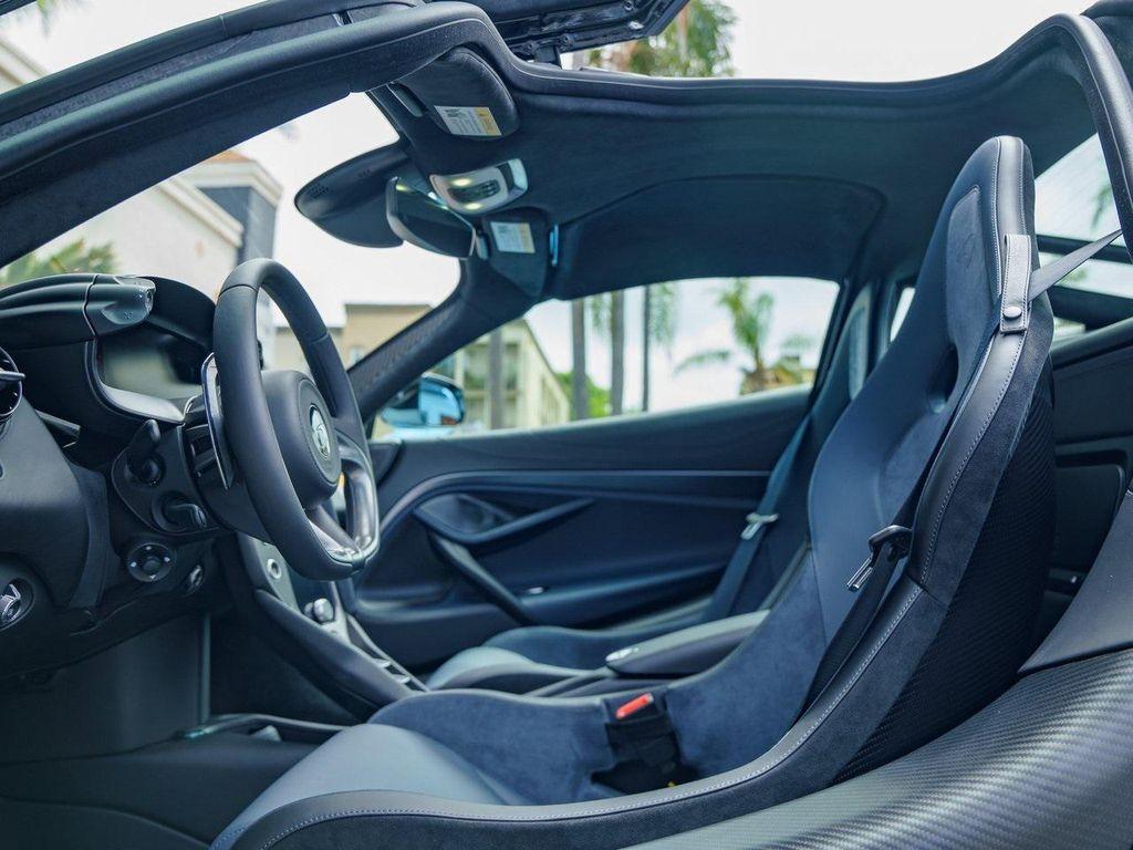 new 2025 McLaren 750S car, priced at $411,693