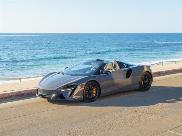 new 2025 McLaren Artura car, priced at $348,000