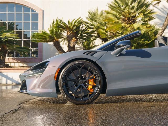 new 2025 McLaren Artura car, priced at $348,000