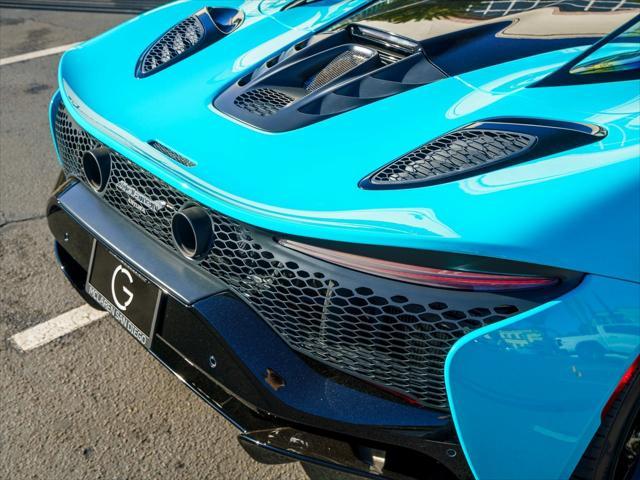 new 2025 McLaren Artura car, priced at $335,208
