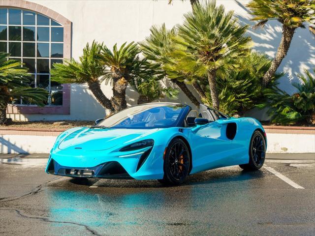 new 2025 McLaren Artura car, priced at $335,208