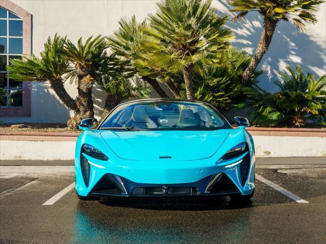 new 2025 McLaren Artura car, priced at $335,208