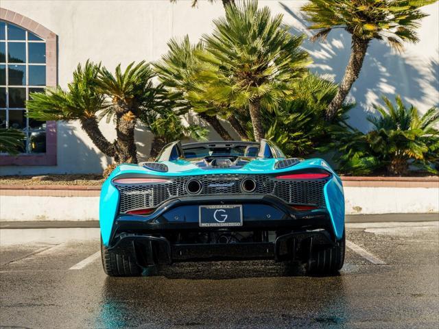 new 2025 McLaren Artura car, priced at $335,208