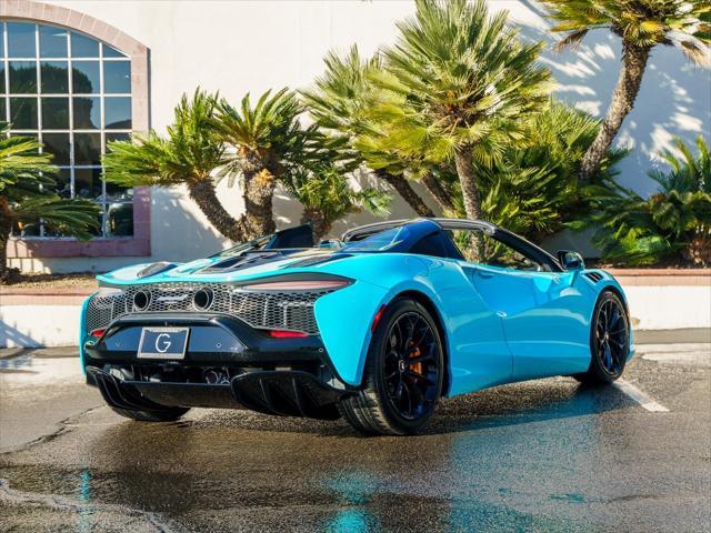 new 2025 McLaren Artura car, priced at $335,208