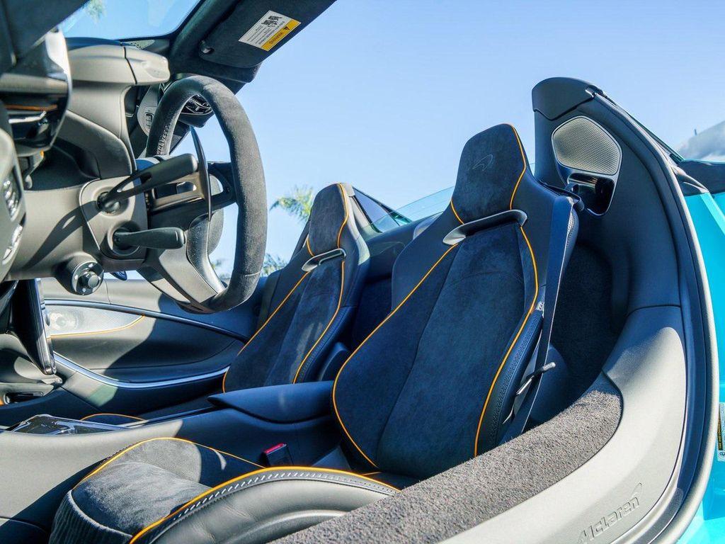 used 2025 McLaren Artura car, priced at $311,990