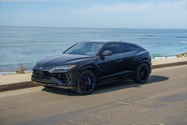 used 2024 Lamborghini Urus car, priced at $285,995