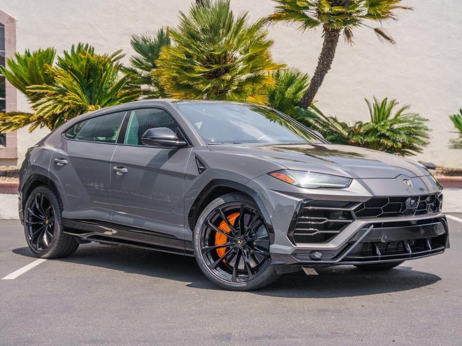 used 2021 Lamborghini Urus car, priced at $219,995