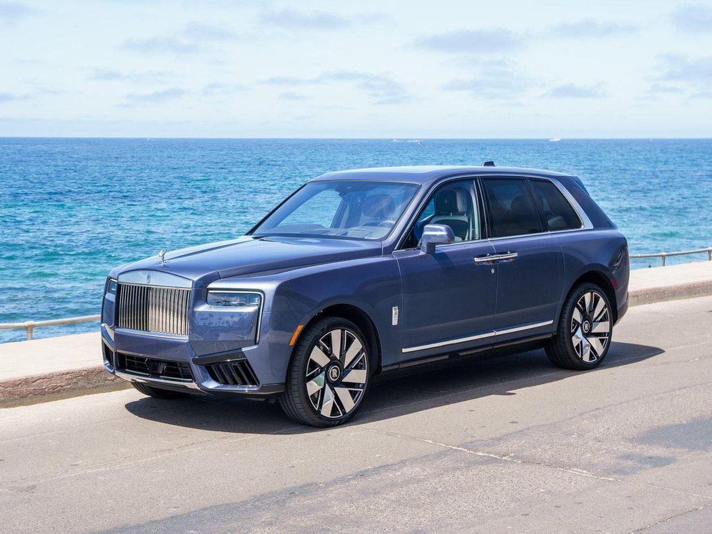 new 2025 Rolls-Royce Cullinan car, priced at $477,650