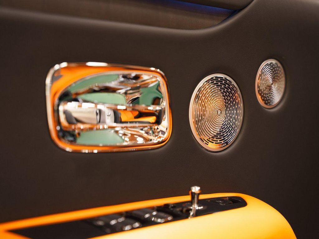 new 2025 Rolls-Royce Ghost car, priced at $431,900