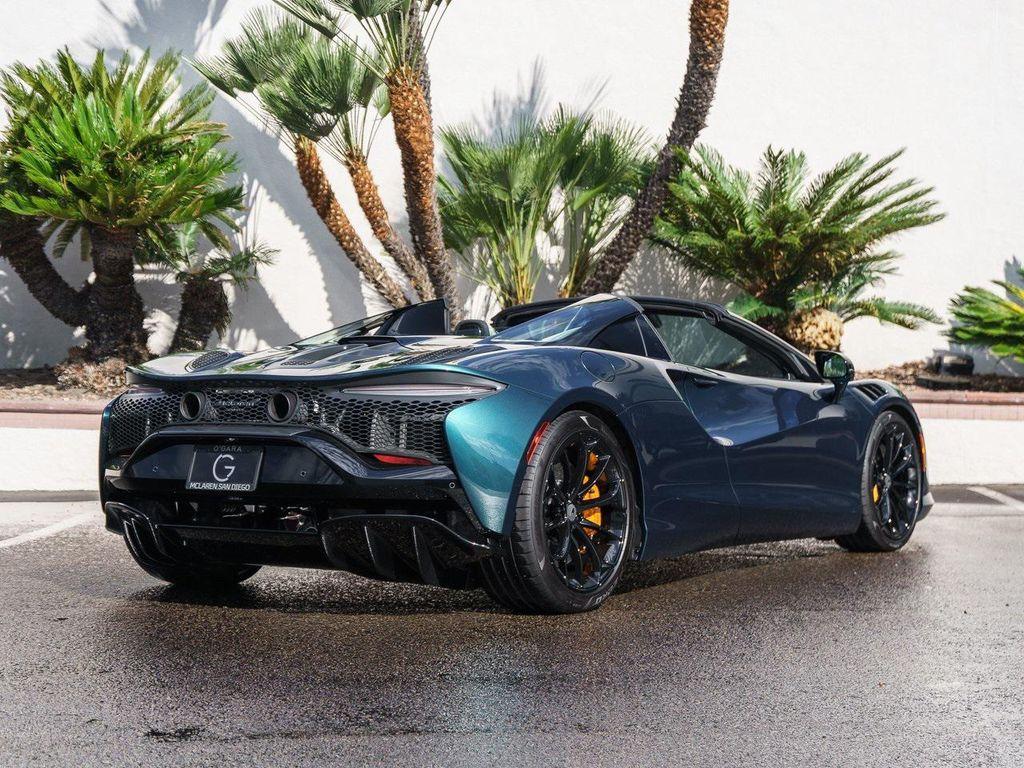 new 2025 McLaren Artura car, priced at $312,198