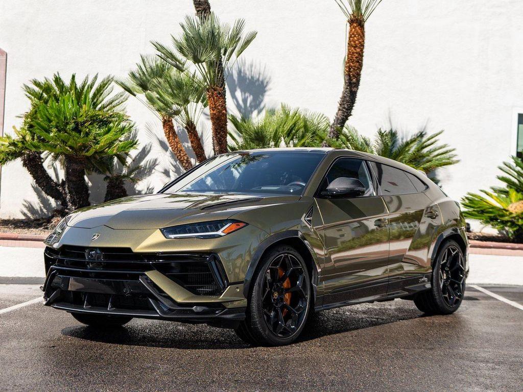 used 2023 Lamborghini Urus car, priced at $298,686