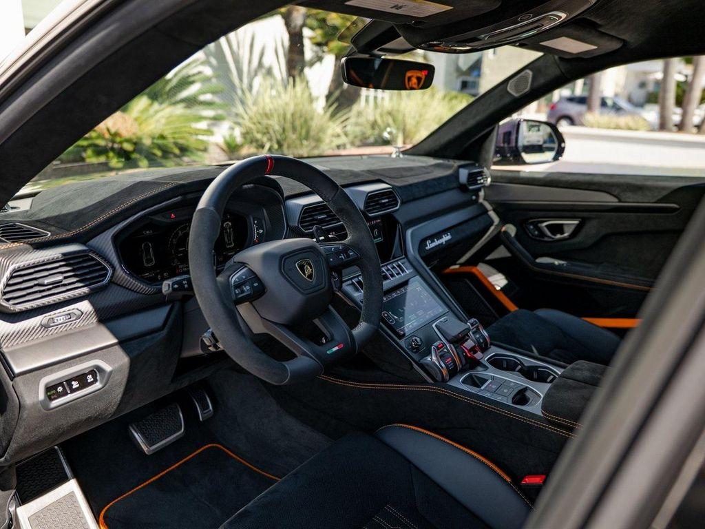 used 2023 Lamborghini Urus car, priced at $298,686