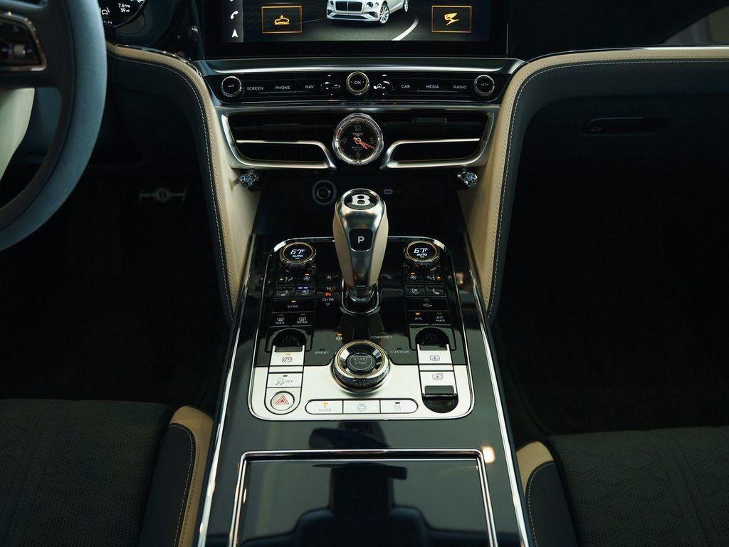 new 2025 Bentley Flying Spur car, priced at $309,920