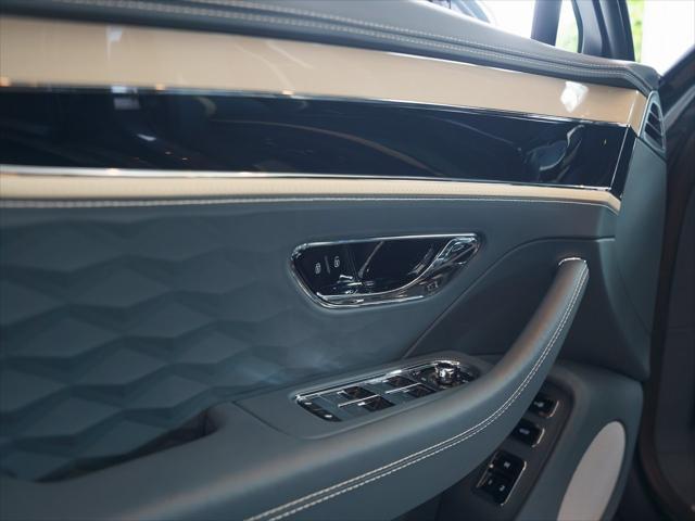 new 2025 Bentley Flying Spur car, priced at $309,920