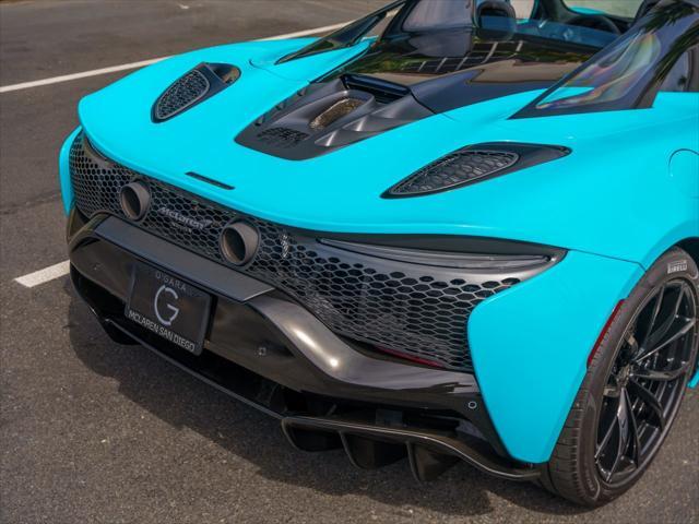 new 2025 McLaren Artura car, priced at $345,818