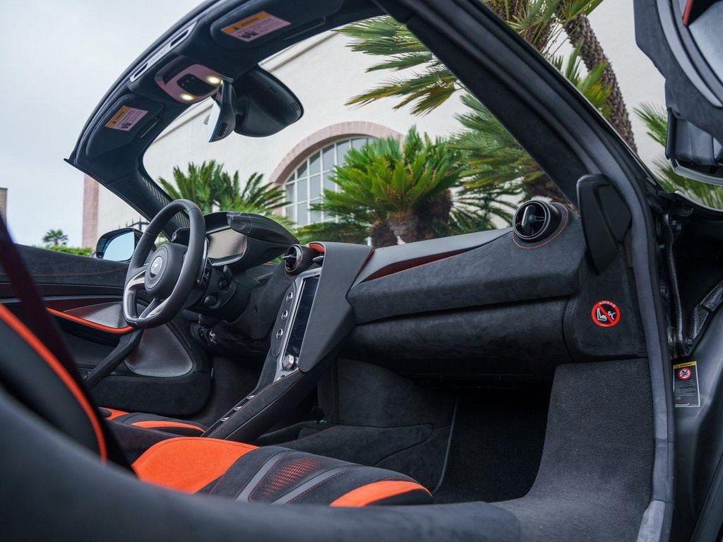 used 2024 McLaren 750S car, priced at $369,995