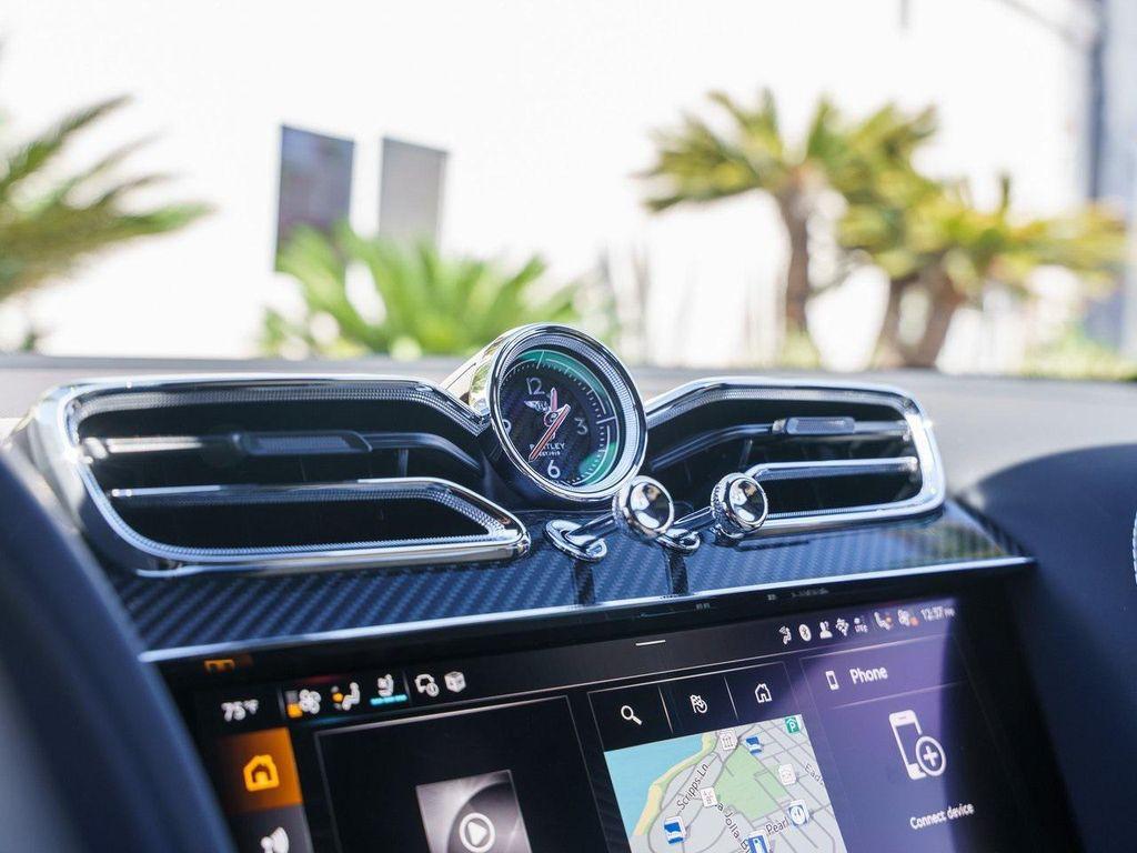 new 2025 Bentley Bentayga car, priced at $281,095