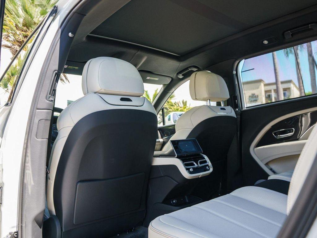 new 2025 Bentley Bentayga car, priced at $281,095