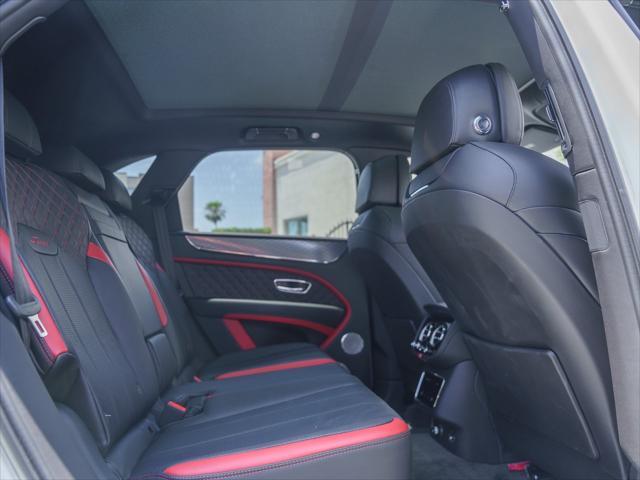 used 2022 Bentley Bentayga car, priced at $160,995