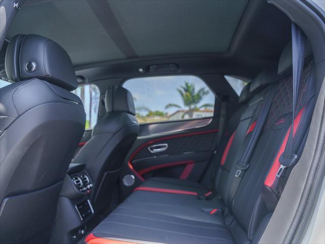 used 2022 Bentley Bentayga car, priced at $160,995