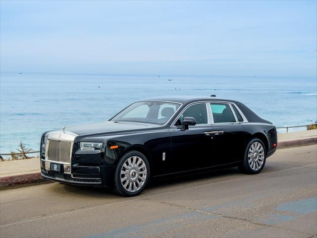 new 2024 Rolls-Royce Phantom car, priced at $600,400