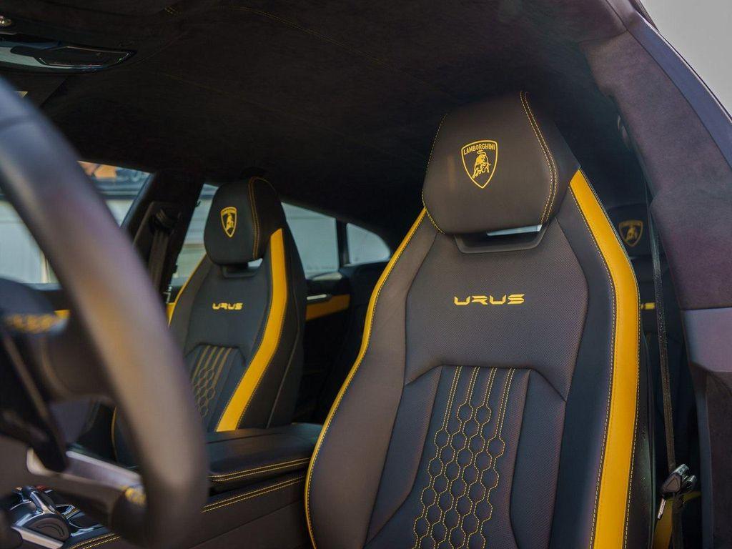 used 2024 Lamborghini Urus car, priced at $273,000