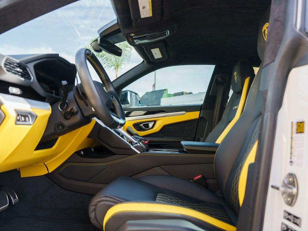 used 2024 Lamborghini Urus car, priced at $273,000