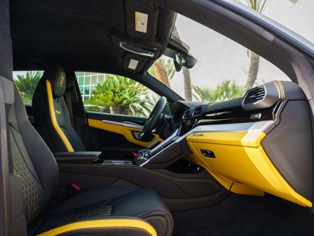 used 2024 Lamborghini Urus car, priced at $273,000
