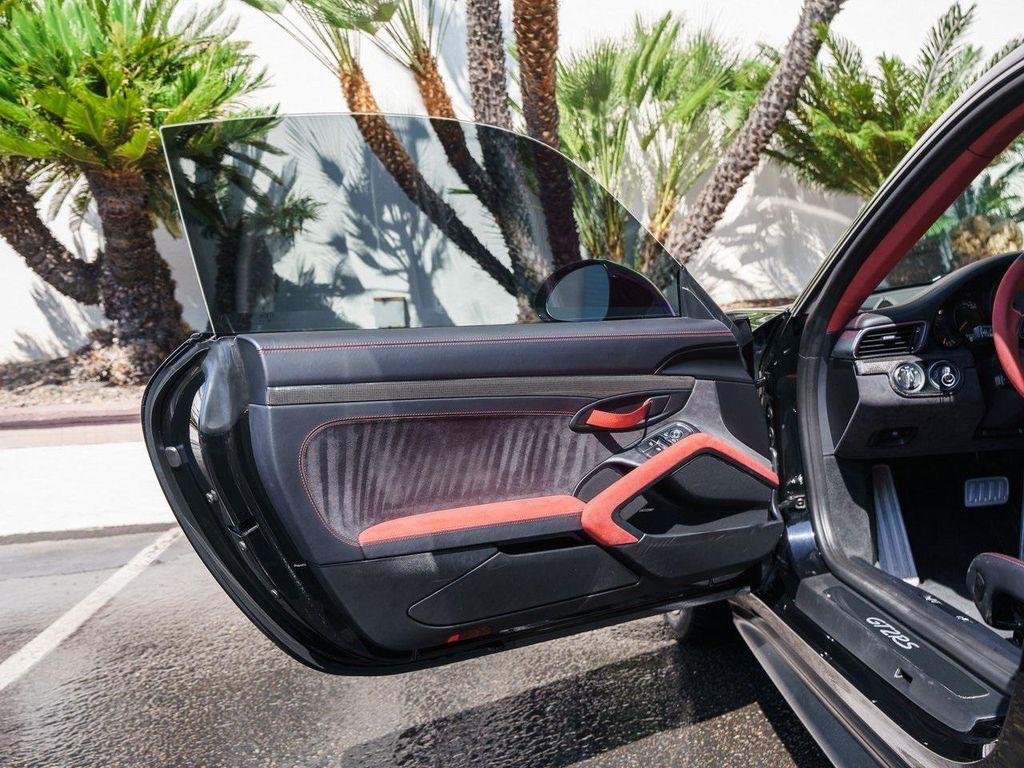 used 2018 Porsche 911 car