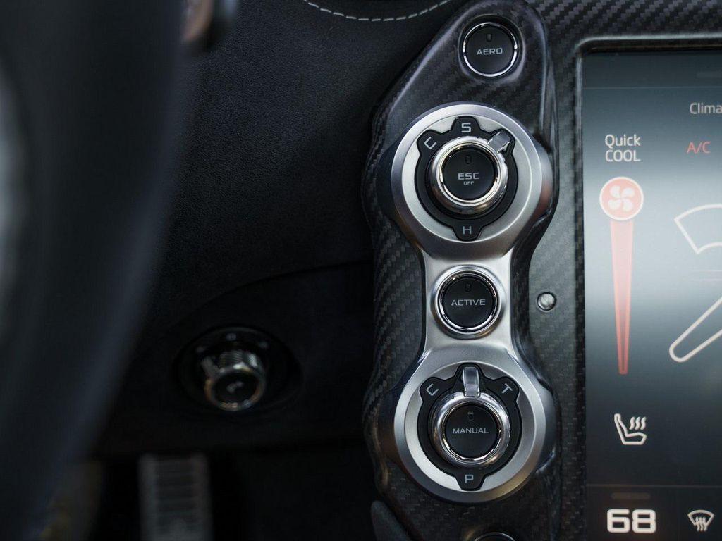 used 2022 McLaren 765LT car
