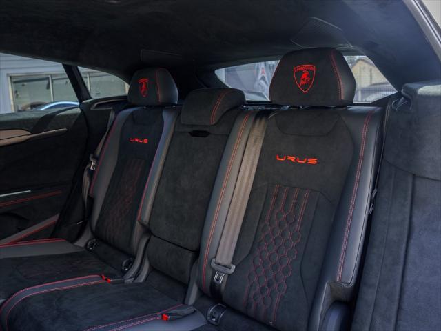 used 2023 Lamborghini Urus car, priced at $294,995