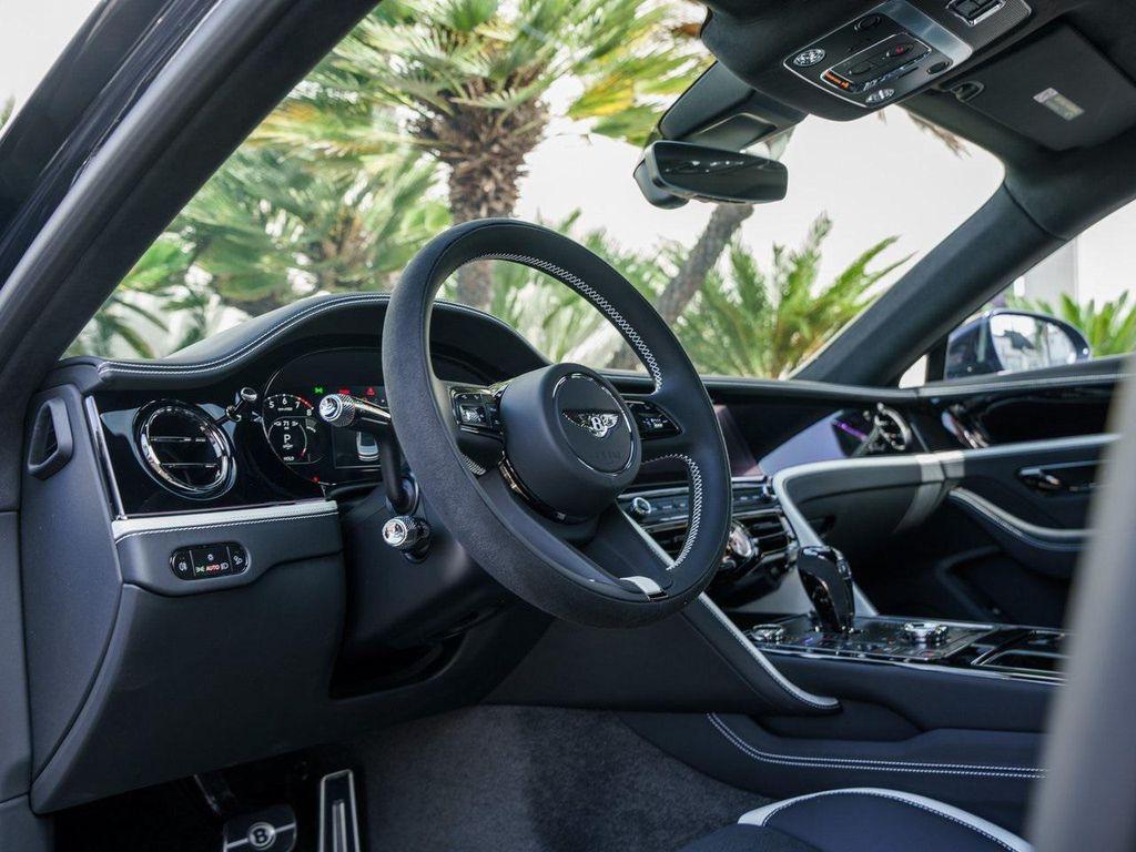 new 2025 Bentley Flying Spur car, priced at $308,730