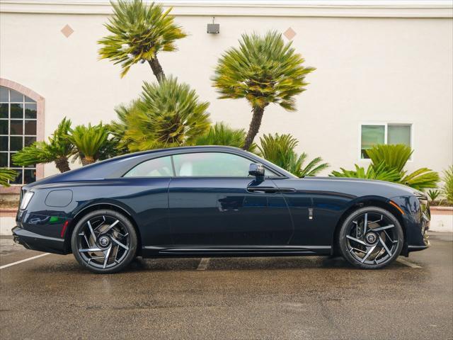 new 2025 Rolls-Royce Spectre car, priced at $564,250
