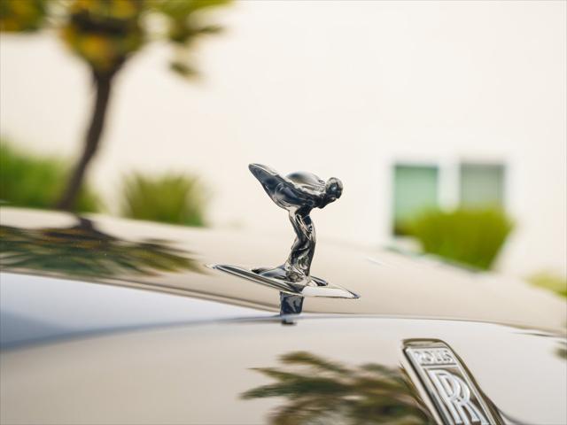 new 2025 Rolls-Royce Spectre car, priced at $564,250