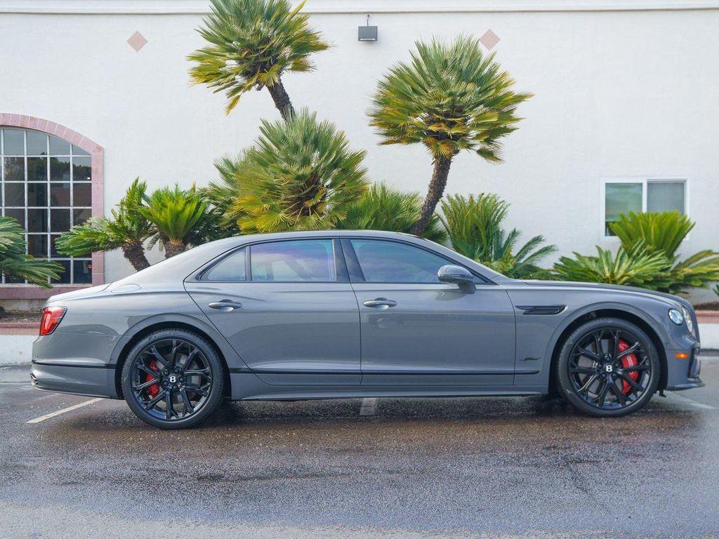 new 2025 Bentley Flying Spur car, priced at $315,365