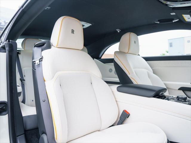new 2025 Rolls-Royce Spectre car, priced at $504,725