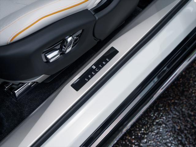 new 2025 Rolls-Royce Spectre car, priced at $504,725