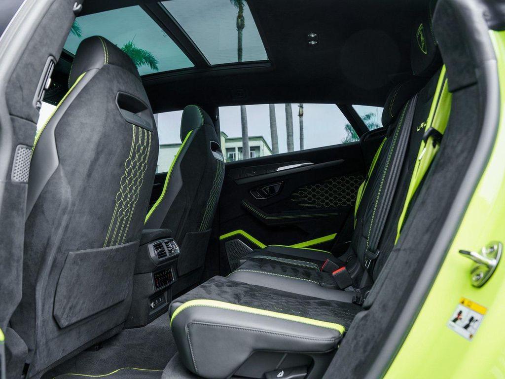 used 2024 Lamborghini Urus car, priced at $295,995