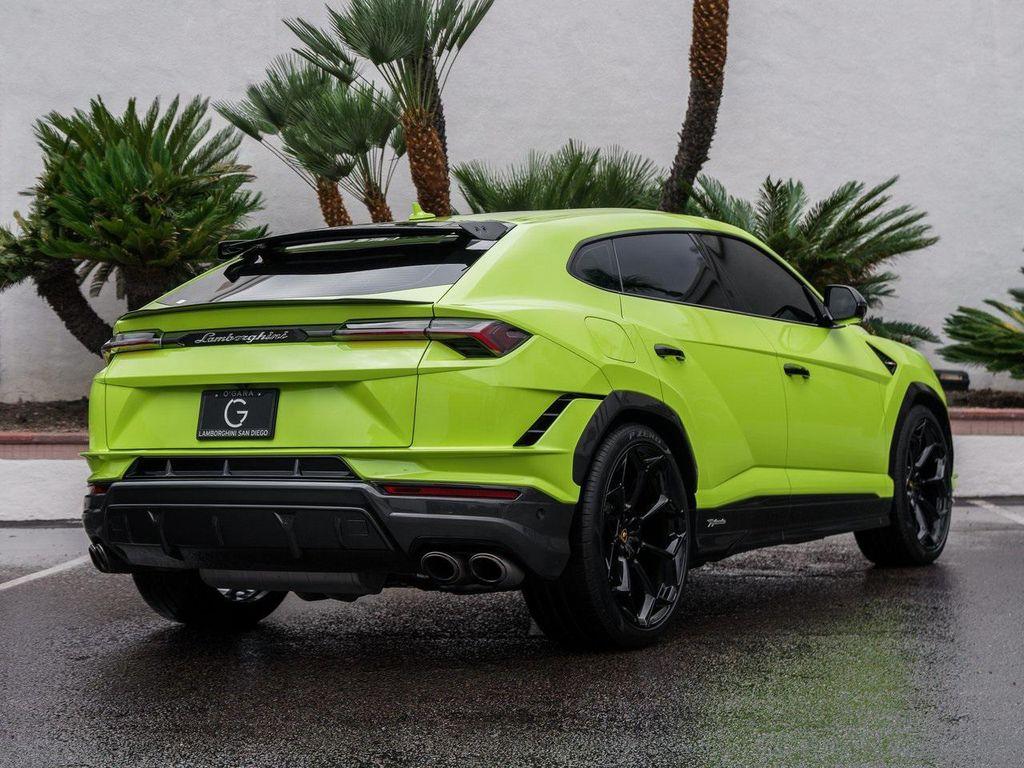 used 2024 Lamborghini Urus car, priced at $295,995