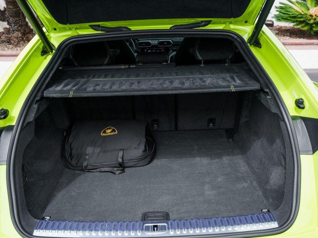 used 2024 Lamborghini Urus car, priced at $295,995