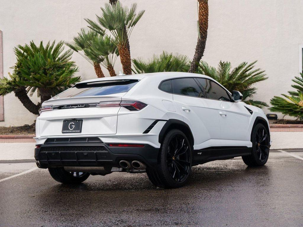 used 2023 Lamborghini Urus car, priced at $239,995