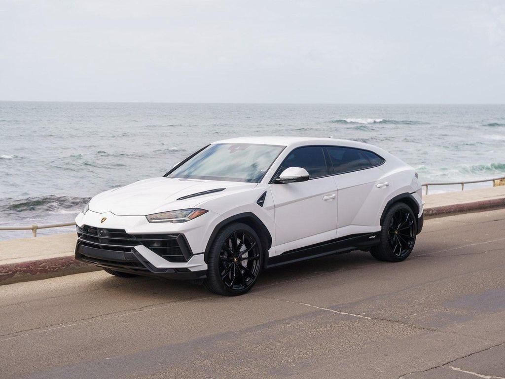 used 2023 Lamborghini Urus car, priced at $239,995